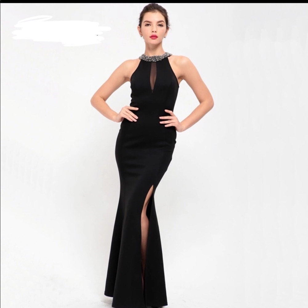 New. Halter neck bodycon dress